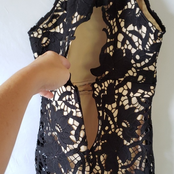 Verte dress - Picture 6 of 7